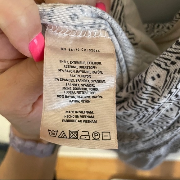 Anthropologie Maeve Jamie One Shoulder Cream Wide Leg Jumpsuit Romper Size XS - Picture 7 of 8